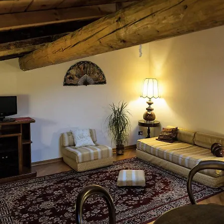 Apartment Fornasetti Florence